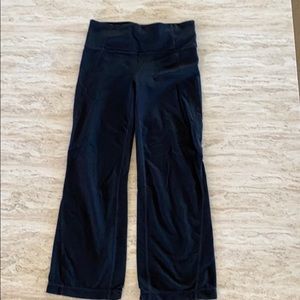 Athleta black spandex cropped pants medium tall